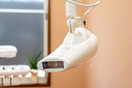 ホワイトニング機器